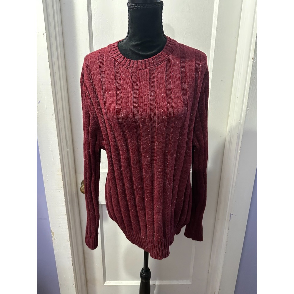 Crown + Ivy Burgundy Ribbed Sweater in‎ L